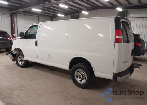 2021 GMC Savana Cargo Rwd 2500 Regular Wheelbase Work Van z USA, uszkodzony, nr VIN 1GTW7AF70M1253447